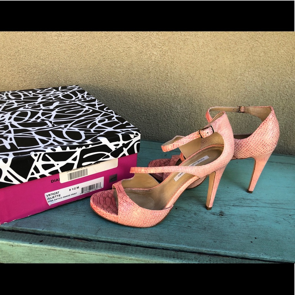Diane Von Furstenberg Jujette Asymmetrical Heel - Picture 6 of 6